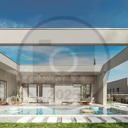 Beautiful Home In Tar Feriehus *